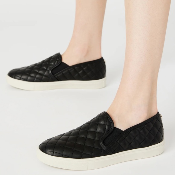 STEVE MADDEN ECENTRCQ BLACK QUILTED FAUX LEATHER SLIP ON SNEAKER - Picture 2 of 12